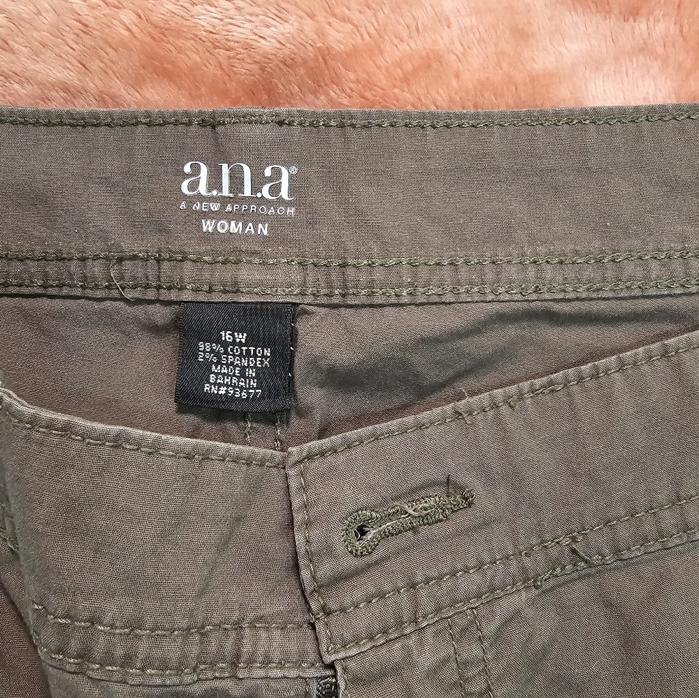 Plus size cargo shorts